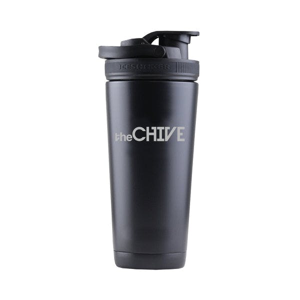 theCHIVE Ice Shaker Bottle 26 oz